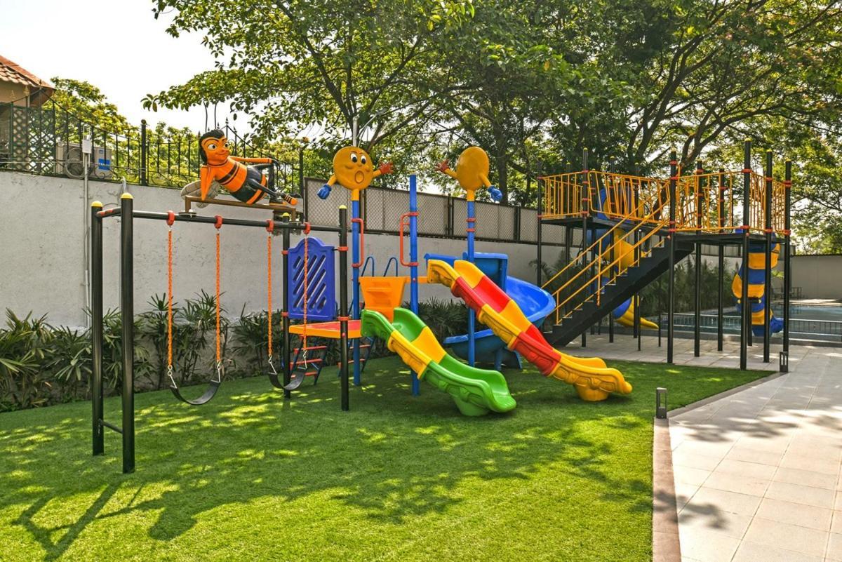 Meritas Aura Resort Lonavla Exterior foto